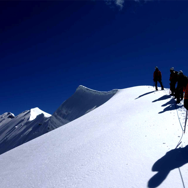 Pisang Peak Climbing